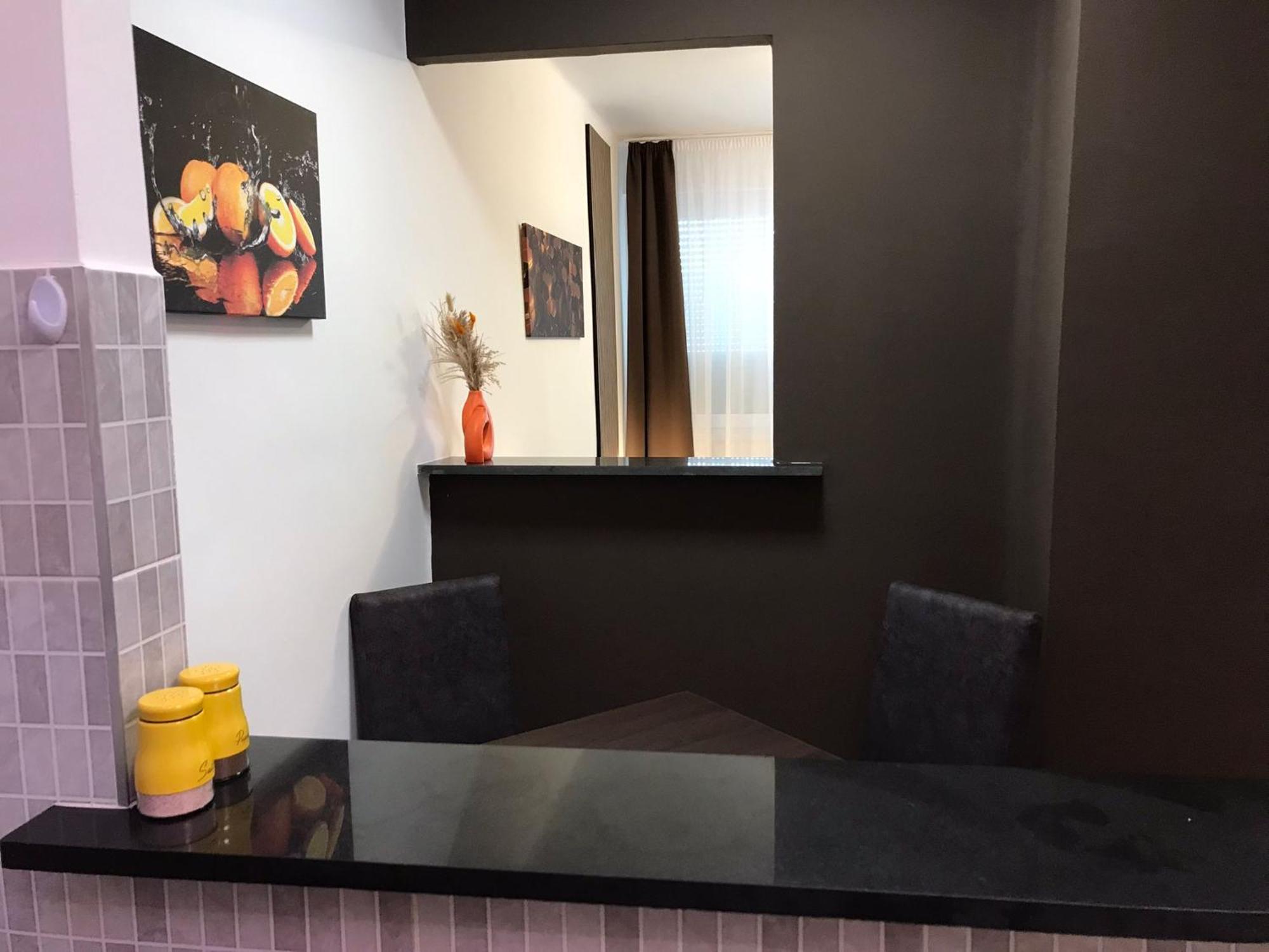 Centrum Apartman Sarospatak Ngoại thất bức ảnh