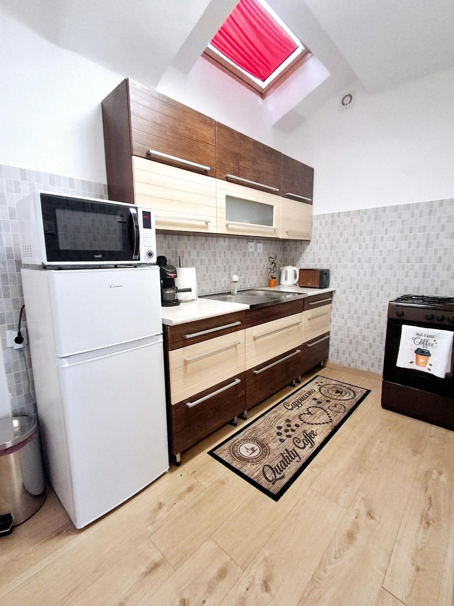 Centrum Apartman Sarospatak Ngoại thất bức ảnh